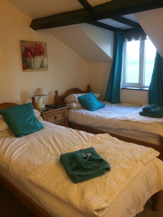 Мини-отель Mid Wales